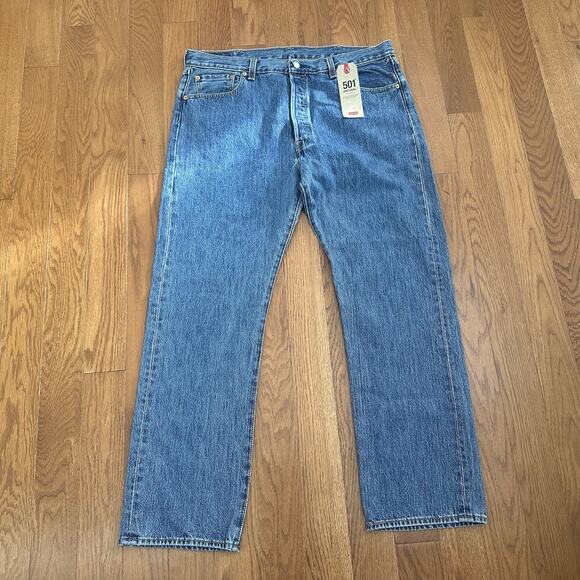 Levi’s 501 Original Fit Jeans Men’s 40x32 Button Fly Straight Leg Blue Denim NWT - Picture 1 of 8